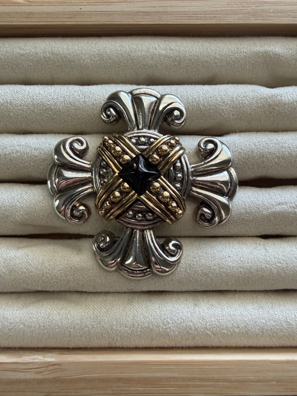 Premier Designs Crescendo Maltese Cross Brooch Gold Silver Tone Pin Signed Piece